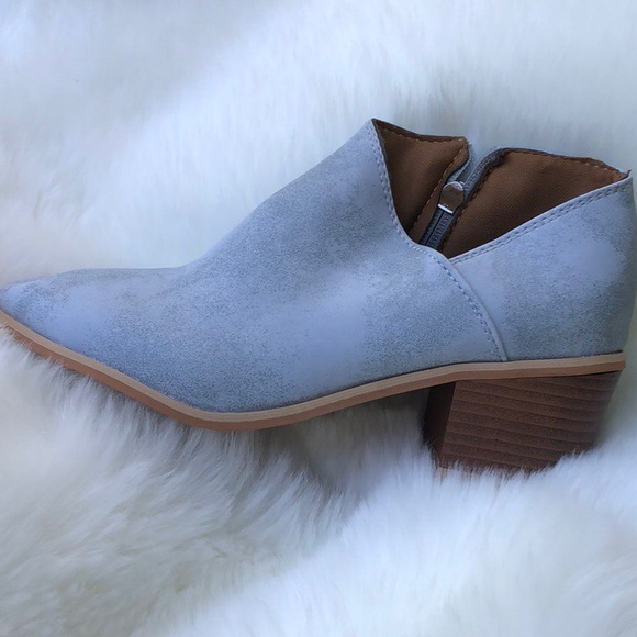 ✨RESTOCKED!! Gray Blue Leather Booties✨ - Picture 4 of 8
